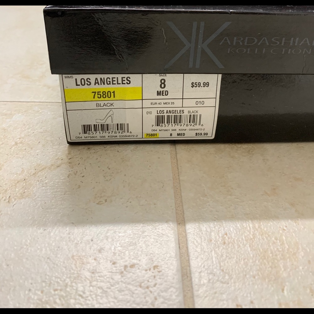 Kardashian Kollection Suede Black Pumps Size 8 - Picture 3 of 3